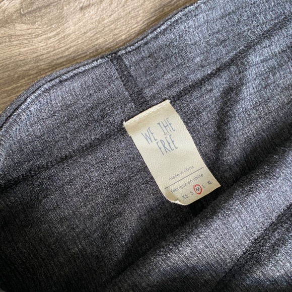 Free People size Medium Bubble Long Sleeve Tee Grey - Picture 3 of 5